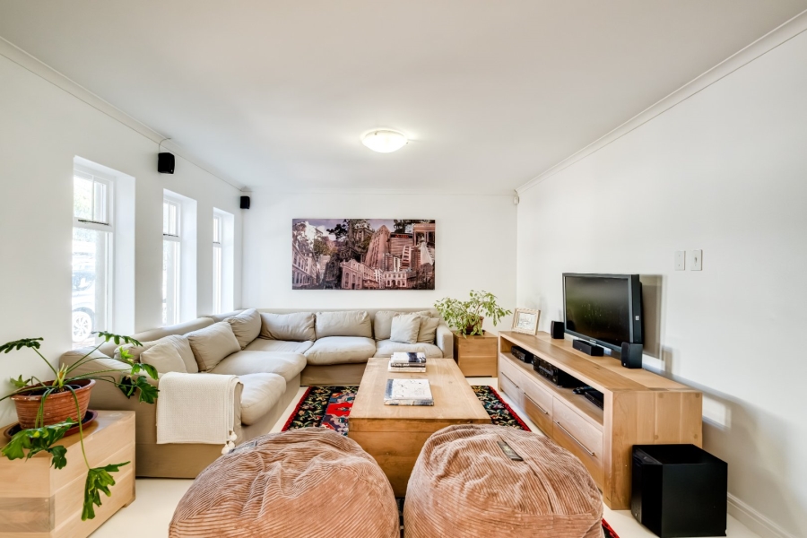 To Let 4 Bedroom Property for Rent in Constantia Western Cape